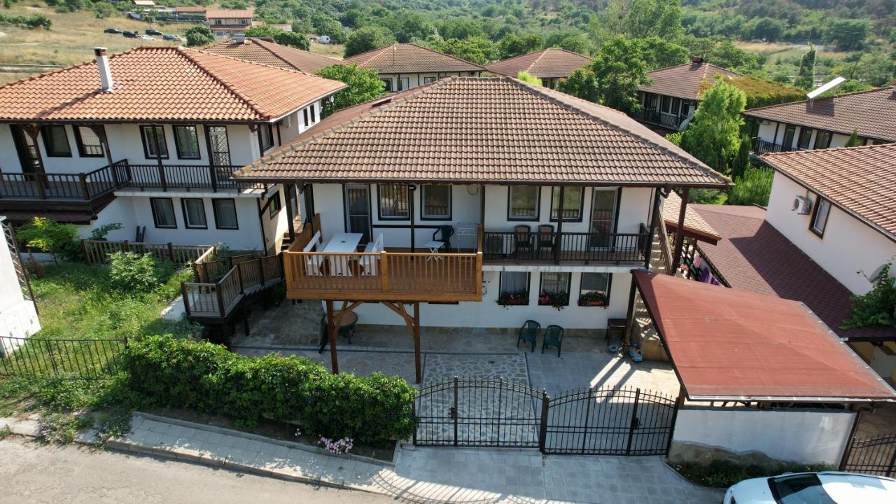 Apartment Nikol Sozopol Exterior foto